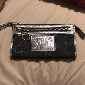 Authentic Coach Poppy Wallet